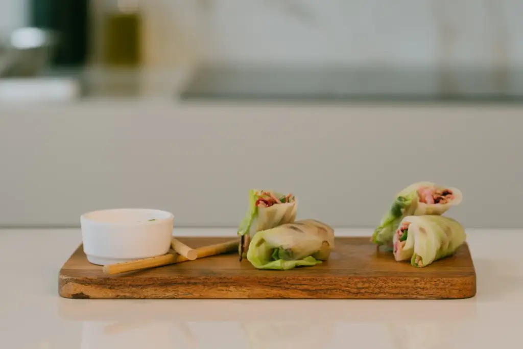 How Naturopathy Helps Sustainable Weight Loss Without Starvation