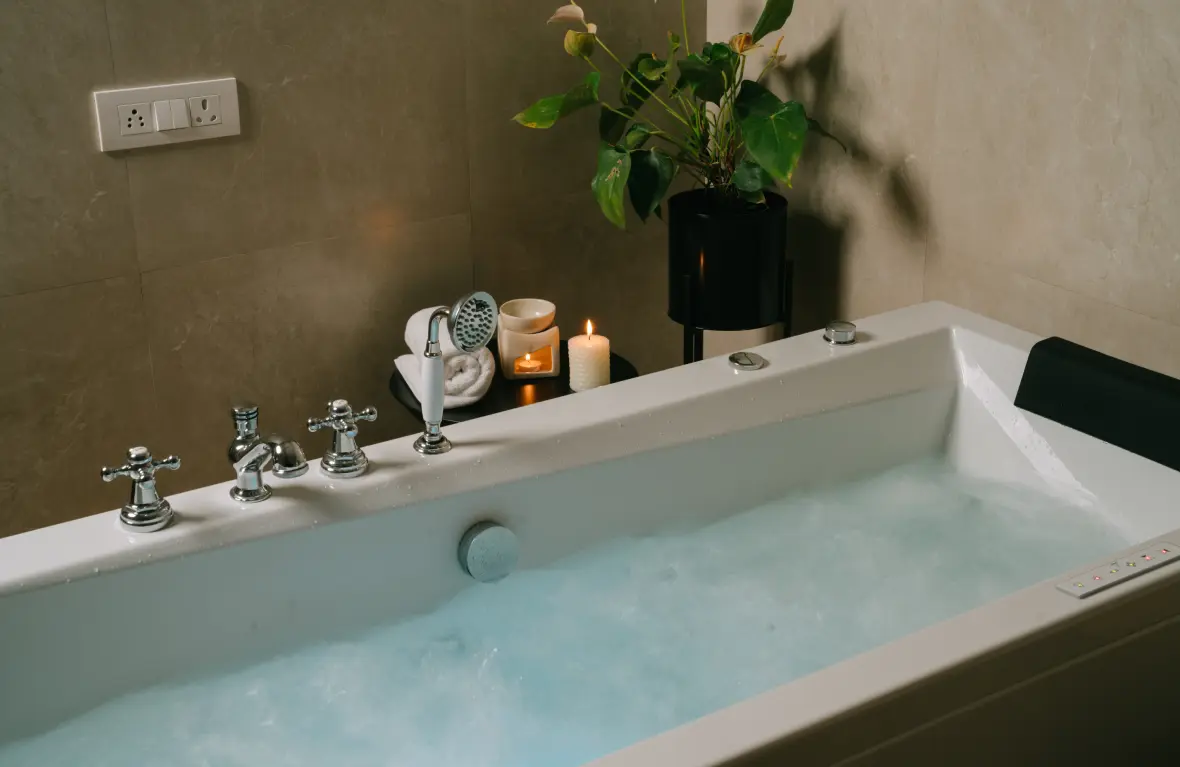 Spa bath tub