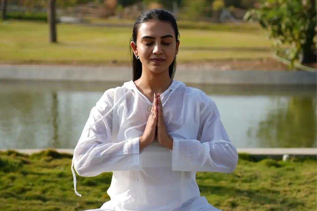 How Stress Relief Packages Combine Yoga, Meditation, and nature cure therapy